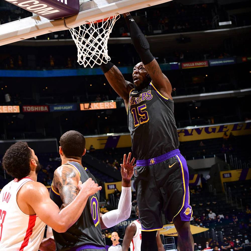 开云-Faker在湖人比赛中比分优势明显，绝杀引发热议！的简单介绍